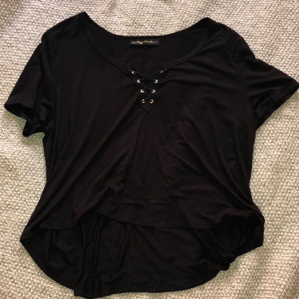 size medium lace up front tee